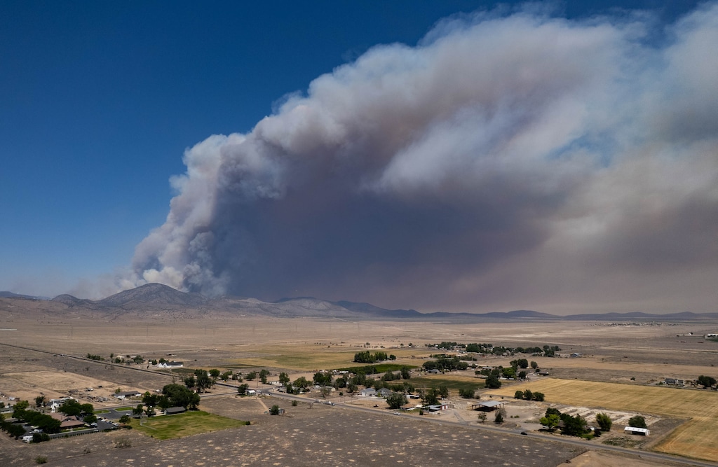 (Francisco Kjolseth | The Salt Lake Tribune) The Iron Fire burns west of Elberta in Juab County on Monday, June 22, 2026. Started near the town of Eureka, which was evacuated over the weekend, remained zero contained as crews battled shifting winds. 