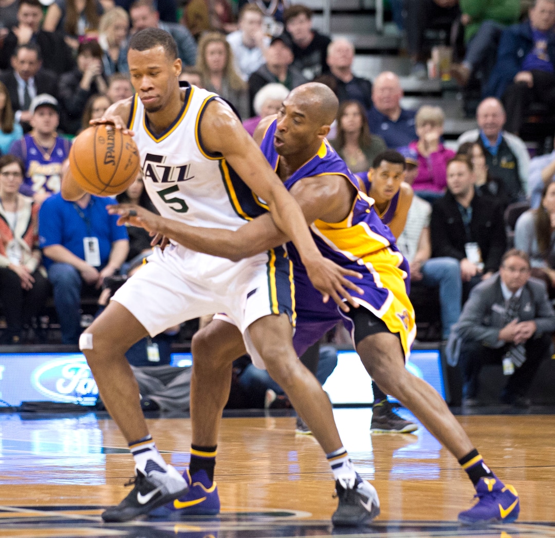 Lennie Mahler  |  The Salt Lake TribuneRodney Hood is guarded by Kobe Bryant as the clock runs out in the first half of a game between the Utah Jazz and Los Angeles Lakers at Vivint Smart Home Arena in Salt Lake City, Monday, March 28, 2016.