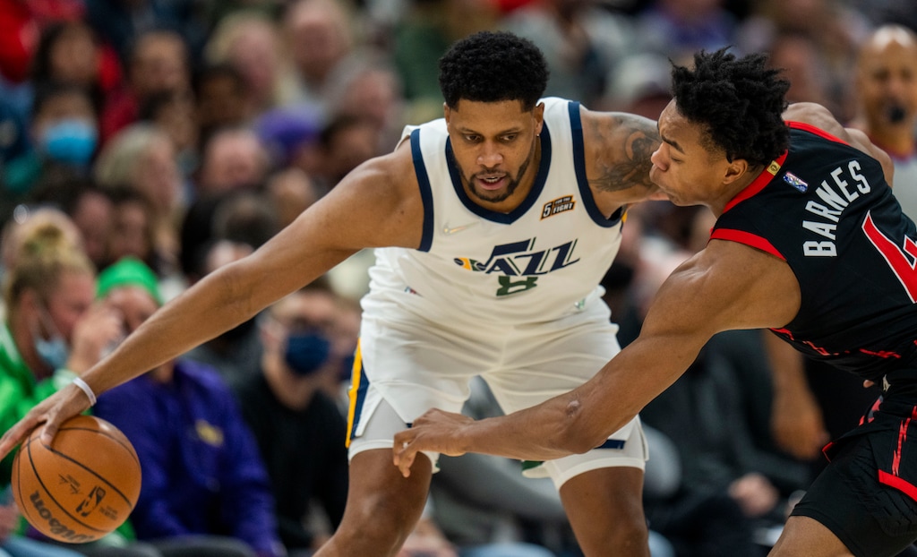 (Rick Egan | The Salt Lake Tribune) Toronto Raptors forward Scottie Barnes (4) guards Utah Jazz forward Rudy Gay (8), in NBA action between Utah Jazz and Toronto Raptors, at Vivint Arena, in Salt Lake City, on  Thursday, Nov. 18, 2021.