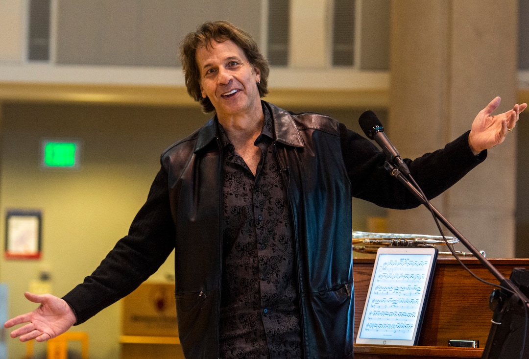 (Rick Egan  |  The Salt Lake Tribune)    Kurt Bestor entertains the crowd, during an intimate one-man show at Shriners' Hospital, Tuesday, Nov. 19, 2019.