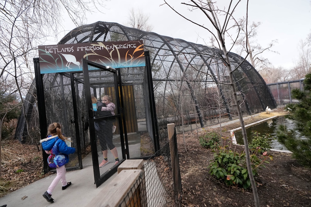 (Francisco Kjolseth | The Salt Lake Tribune) A family visits Tracy Aviary’s Wetland Immersion Experience exhibit which lets people get up close and personal with spectacular birds and plant species of Utah’s wetlands on Wednesday, March 29, 2023.