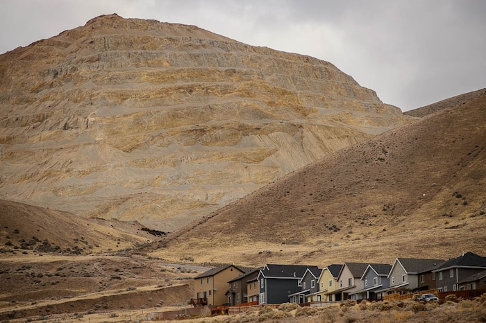 (Trent Nelson | The Salt Lake Tribune)
Homes at Traverse Ridge near a mining operation, Friday Nov. 23, 2018. The city of Lehi has sent a letter of assurance to residents saying there are no health risks from the gravel mining and construction on Point of the Mountain. They site a health department study showing the operation is not causing health-damaging air pollution. The health department tells a different story -- and they can't say there are no health risks from the mining.