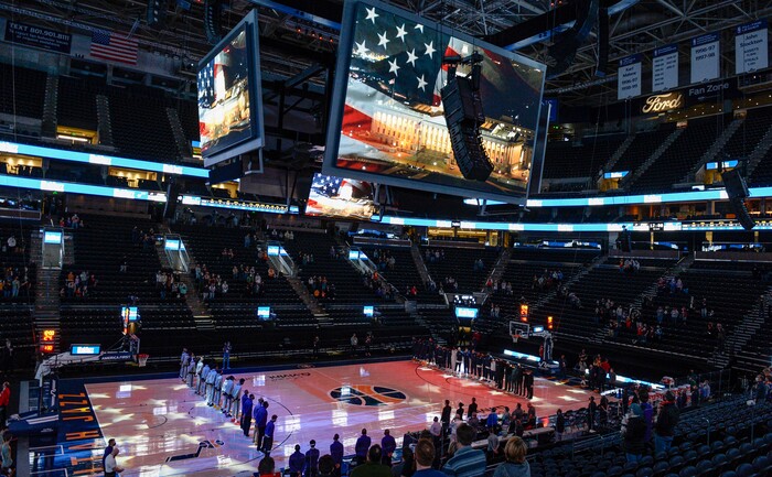 (Leah Hogsten | The Salt Lake Tribune) Crowds socially distance in the stands to watch as the Jazz crack open their 2020-21 preseason with their second game against the Phoenix Suns, Dec. 14, 2020.