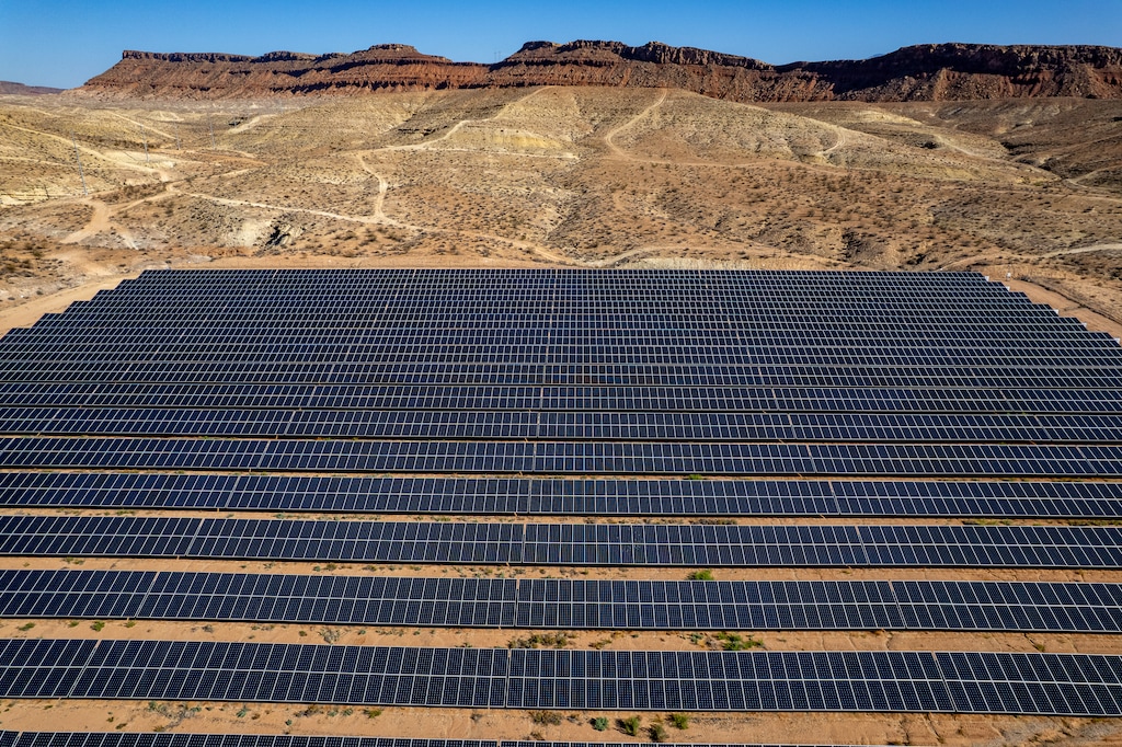 (Trent Nelson | The Salt Lake Tribune) A solar farm next to the St. George Regional Water Reclamation Facility on Wednesday, Sept. 17, 2025.