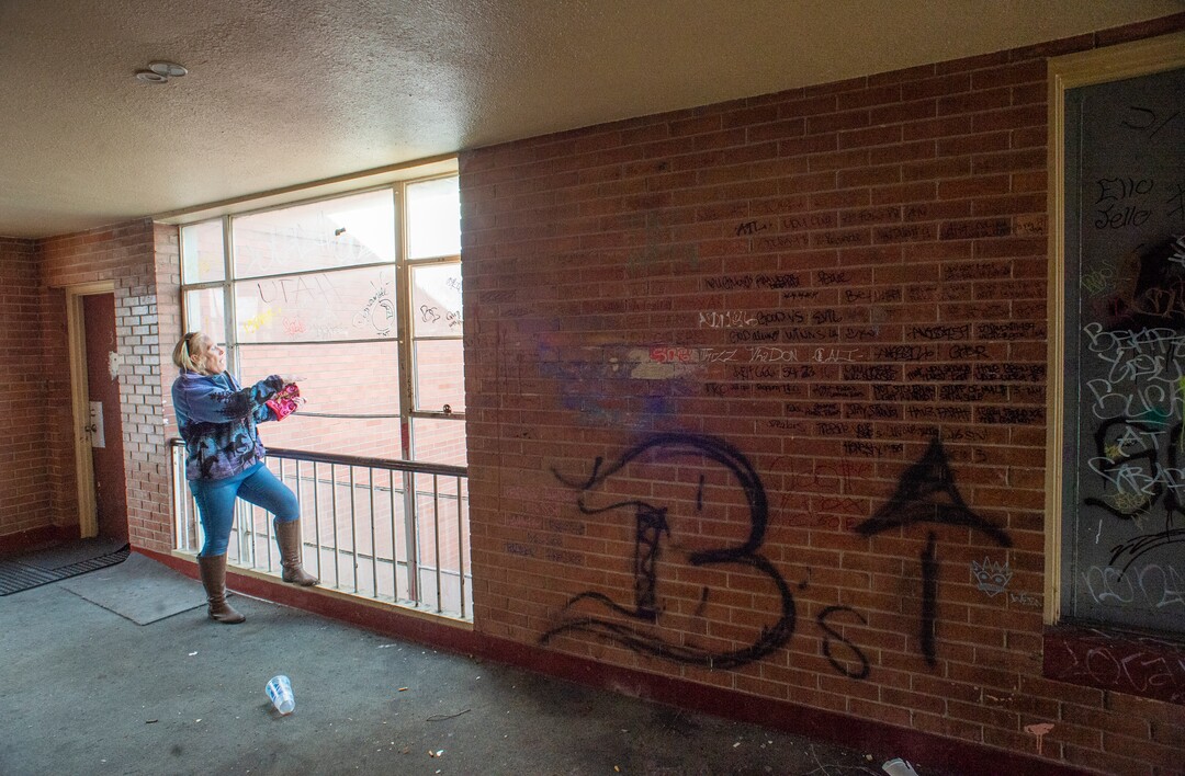 (Rick Egan  |  The Salt Lake Tribune)    Thersea, talks about the problems she faced in the Georgia apartments before she was evicted. Tenants of the Georgia Apartments in South Salt Lake, got notice yesterday, that the Salt Lake City Fire Department "red tagged" the apartment complex, giving tenants 72 hours to vacate their apartments. Tuesday, Feb. 12, 2019.
