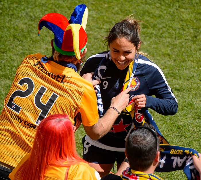(Trent Nelson | The Salt Lake Tribune)  
Utah Royals FC hosts the Chicago Red Stars, at Rio Tinto Stadium in Sandy, Saturday April 14, 2018. Players including Utah Royals FC midfielder Lo'eau LaBonta (9) are handed scarves pre-game.