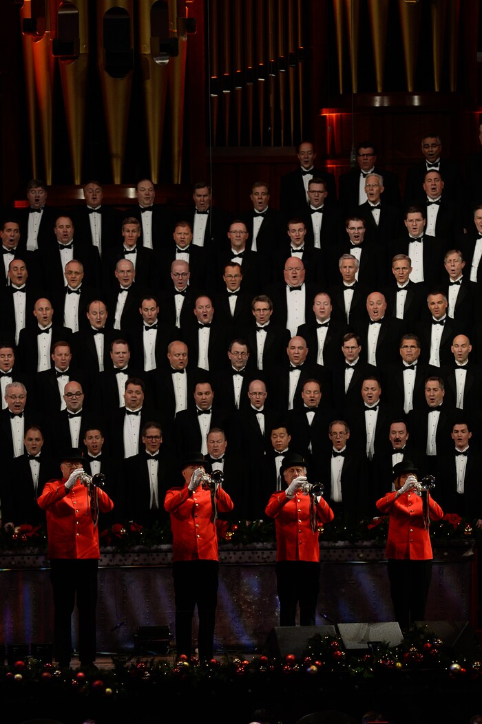 (Francisco Kjolseth  |  The Salt Lake Tribune)  The Mormon Tabernacle Choir Christmas extravaganza kicks off with Broadway star Sutton Foster and "Downton Abbey's" Hugh Bonneville at the Conference Center on Thursday, Dec. 14, 2017.