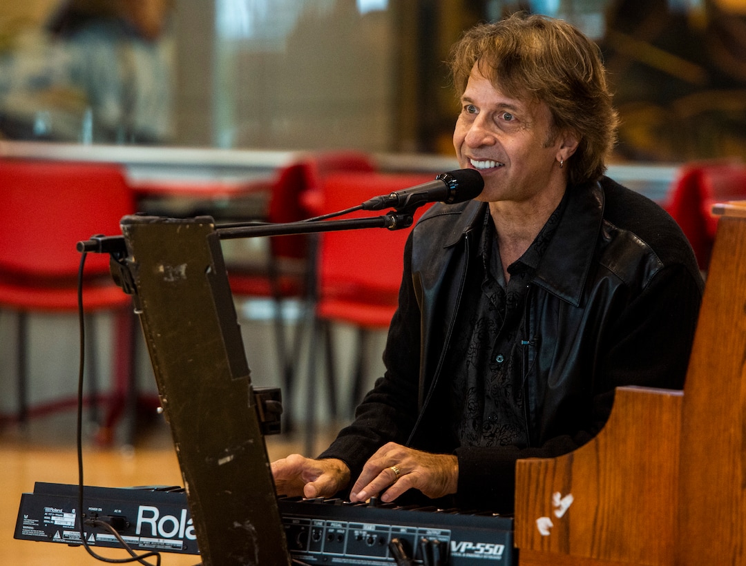 (Rick Egan  |  The Salt Lake Tribune)    Kurt Bestor plays and sings a Christmas medley, during an intimate one-man show at Shriners' Hospital, Tuesday, Nov. 19, 2019.