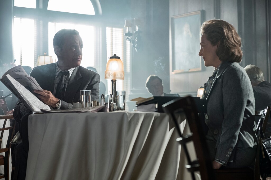 In this image released by 20th Century Fox, Tom Hanks portrays Ben Bradlee, left, and Meryl Streep portrays Katharine Graham in a scene from "The Post." (Niko Tavernise/20th Century Fox via AP)