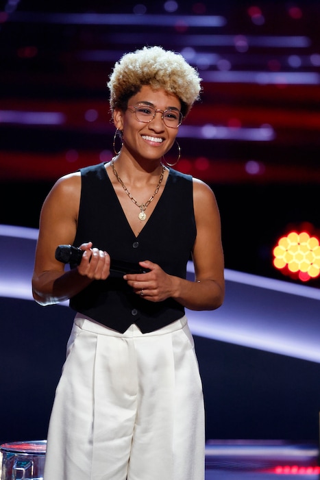 (Griffin Nagel | NBC ) Keiyana Osmond performs on Season 30 of "The Voice."