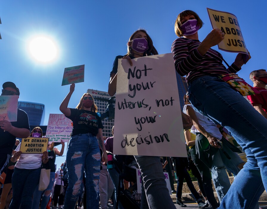 (Leah Hogsten | The Salt Lake Tribune) State Street was filled with hundreds during the SLC Women's March for reproductive rights and access to safe abortions, Oct. 2, 2021.