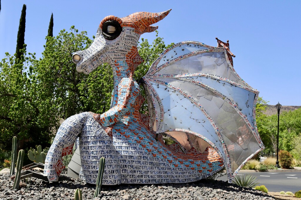 (Jessi Bang | St. George News) A large dragon art piece sits in a roundabout in downtown St. George, Utah.