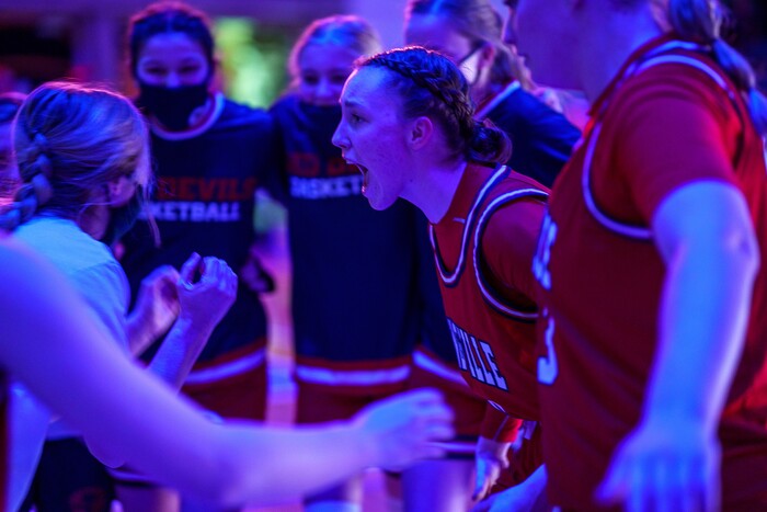 (Trent Nelson  |  The Salt Lake Tribune) Springville's Kayla Porray fires up the team as Springville faces Farmington High School in the 5A girls basketball state championship game, in Taylorsville on Saturday, March 6, 2021.