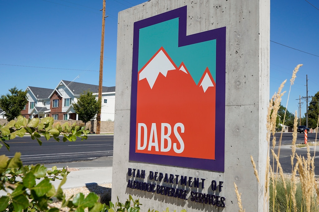 (Chris Samuels | The Salt Lake Tribune) A sign for the Department of Alcoholic Beverage Services outside a state liquor store in Taylorsville, Thursday, July 31, 2025.