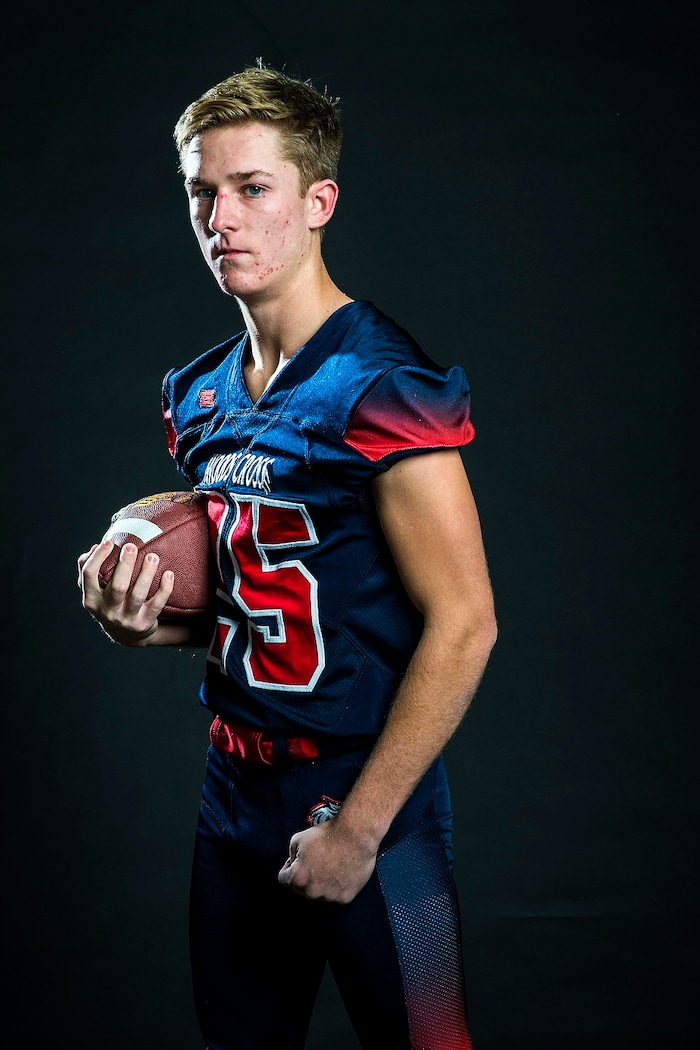 (Chris Detrick | The Salt Lake Tribune) Woods Cross' Nick Howe poses for a portrait Friday, December 15, 2017.