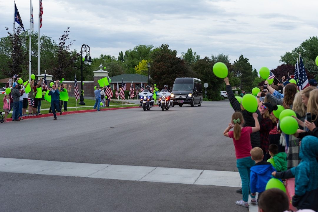 Alex Gallivan  |  Special to the Tribune Hundreds of people tuned out in Riverton to celebrate the arrival of Josh Holt, his wife, Thamy, and their daughter, Marian, Monday, May 28,2018