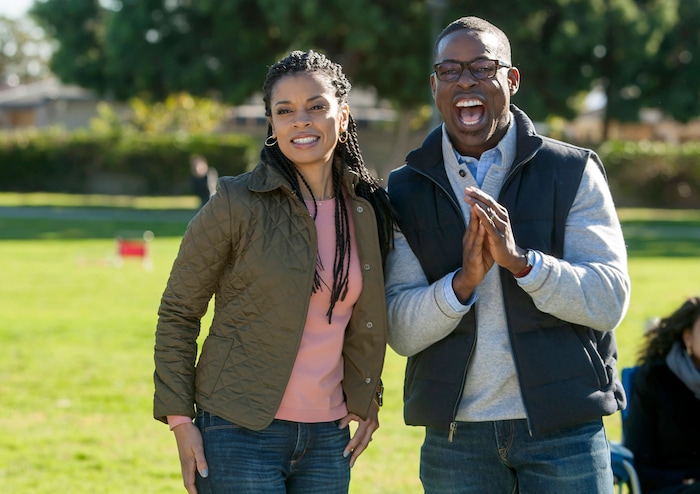 This image released by NBC shows Susan Kelechi Watson as Beth, left, and Sterling K. Brown as Randall in a scene from, "This is Us," premiering on Sept. 20. (Ron Batzdorff/NBC via AP)