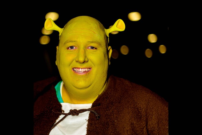 (Trent Nelson | The Salt Lake Tribune)  Cosplayers and normals at Salt Lake Comic Con, Thursday September 21, 2017.