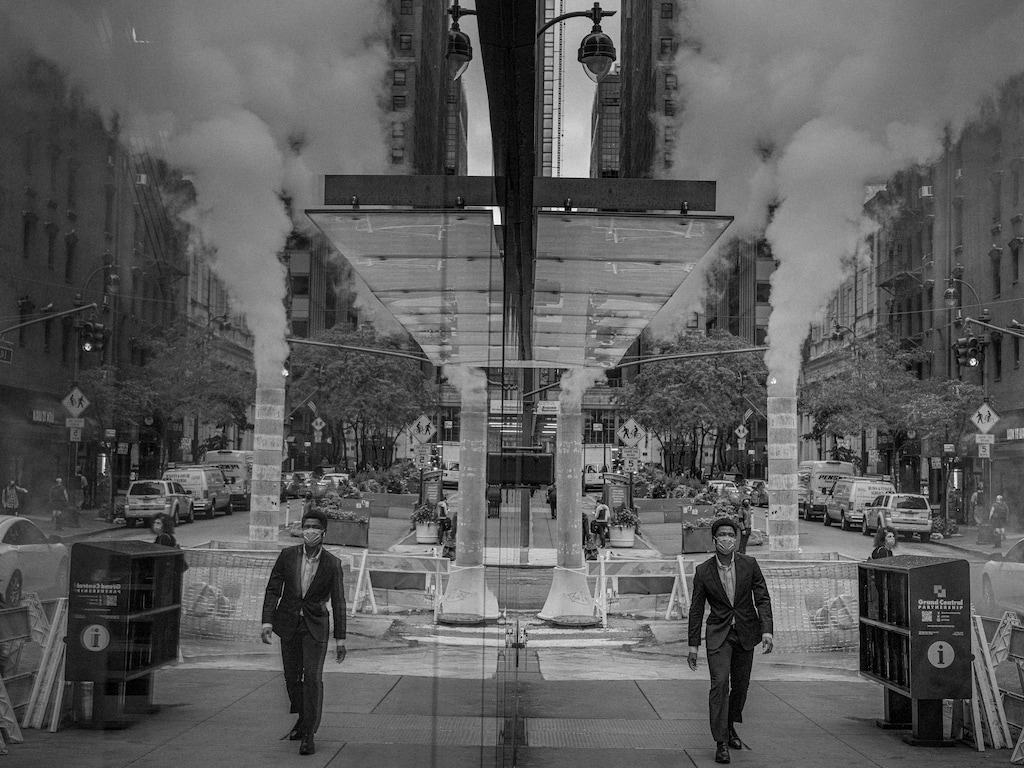 (Ashley Gilbertson | The New York Times)

Masked pedestrians near Grand Central Terminal in New York, Sept. 30, 2020. Economic policy in 2021 was actually pretty good. In fact, given the dislocations associated with a continuing pandemic, we ran what was in effect a Goldilocks economy, one that was neither too cold nor too hot, Paul Krugman writes.