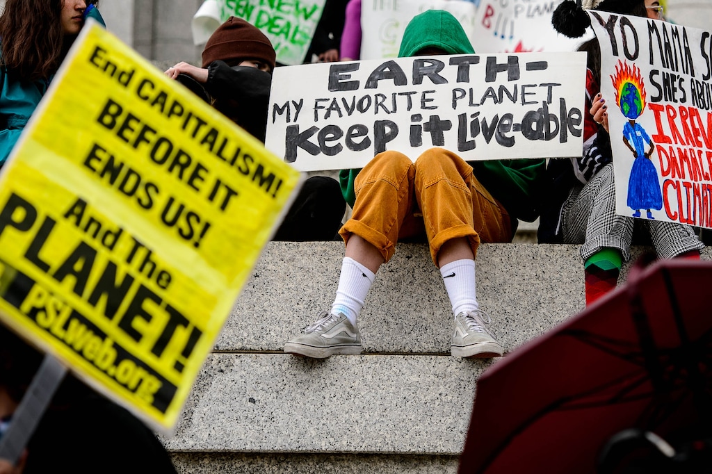 (Trent Nelson  |  The Salt Lake Tribune)  The Utah Youth Climate Strike on the steps of the Utah State Capitol Building in Salt Lake City on Friday Sept. 20, 2019.