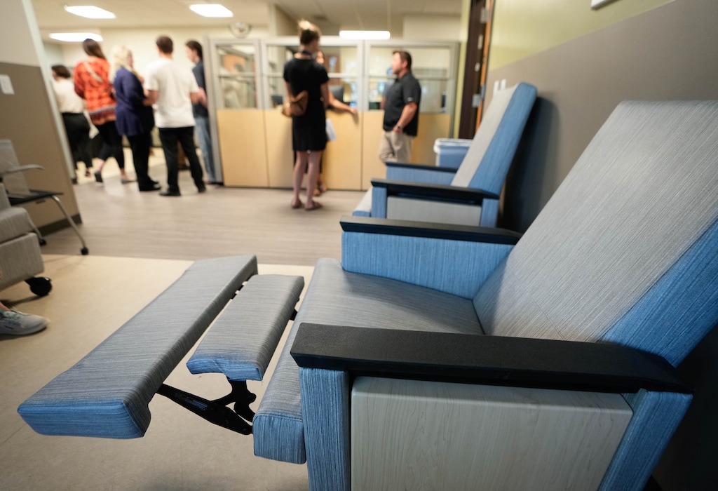 (Francisco Kjolseth  | The Salt Lake Tribune) A set of pods with recliners are part of a new mental health care crisis center at Huntsman Mental Health Institute, Monday, July 21, 2025.