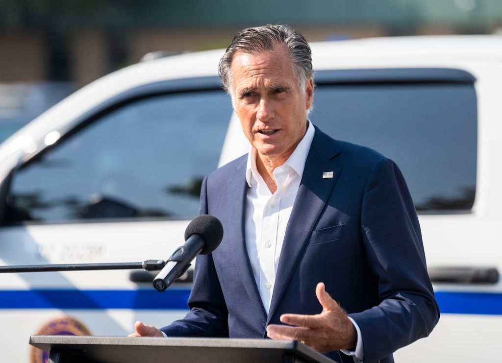 (Rick Egan | The Salt Lake Tribune)  Sen. Mitt Romney says a few words after touring the Utah Department of TransportationÕs (UDOT) Traffic Operations Center, on Thursday, Aug. 26, 2021.