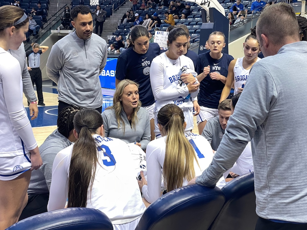 (Alex Vejar | The Salt Lake Tribune) BYU women's basketball coach Amber Whiting talks to her team during a timeout on Saturday, Nov. 12, 2022 at the Marriott Center in Provo.