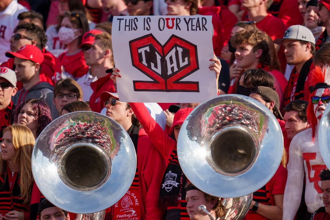 (Trent Nelson  |  The Salt Lake Tribune) Utah fans as the Utah Utes face the Ohio State Buckeyes at the Rose Bowl in Pasadena, Calif., on Saturday, Jan. 1, 2022.