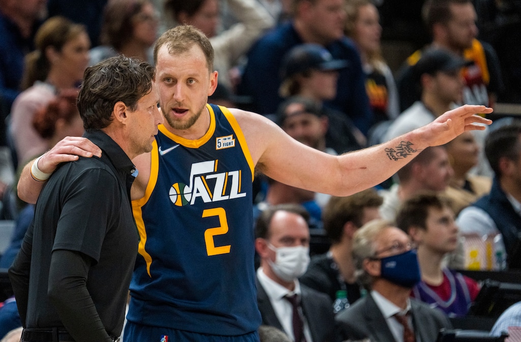 (Rick Egan | The Salt Lake Tribune) Utah Jazz guard Joe Ingles (2) chats with Quin Snyder,  in NBA action between the Utah Jazz and the Indiana Pacers at Vivint Arena, on Thursday, Nov. 11, 2021.