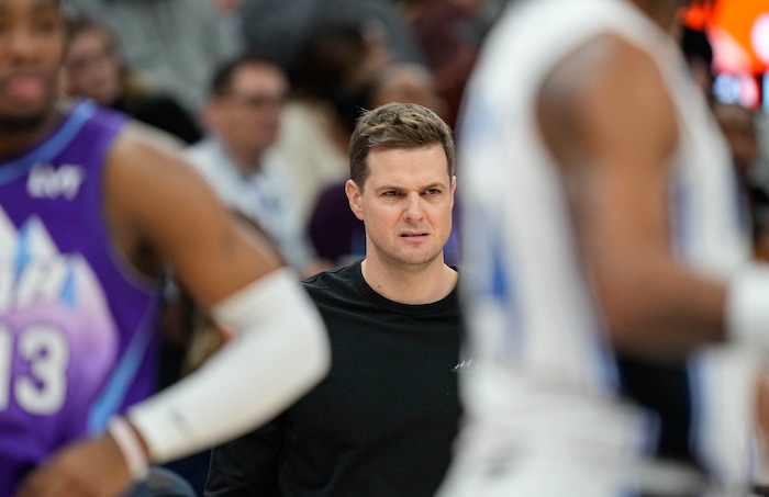 (Francisco Kjolseth  | The Salt Lake Tribune) Utah coach Will Hardy as the Utah Jazz host the Orlando Magic during NBA basketball at the Delta Center in Salt Lake City on Saturday, February. 1, 2025.
