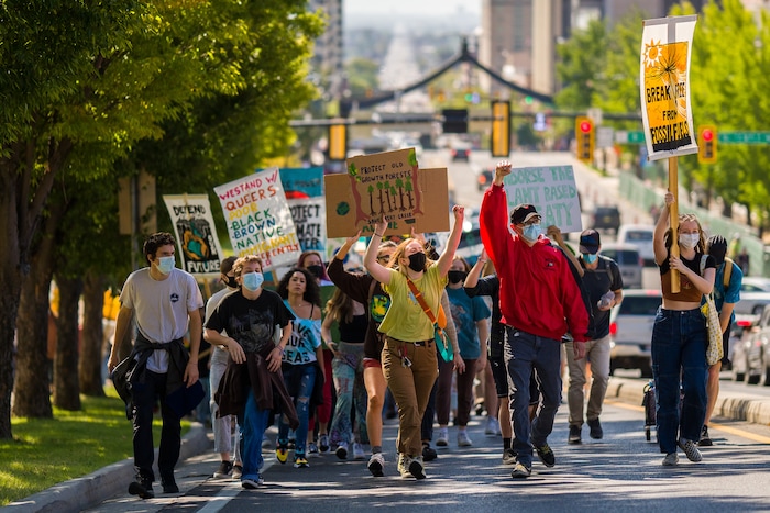 (Trent Nelson | The Salt Lake Tribune) Youth march to the State Capitol in Salt Lake City for Future Utah’s climate strike on Friday, Sept. 24, 2021..