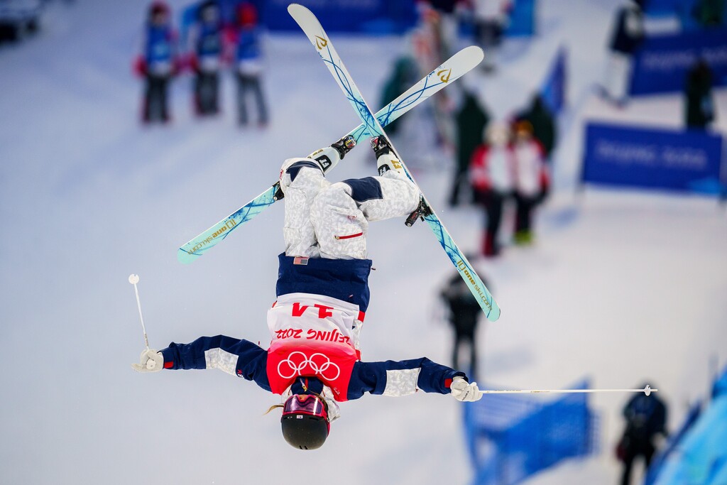 (Trent Nelson  |  The Salt Lake Tribune) Jaelin Kauf (USA) competes in women's moguls qualification at the Zhangjiakou Genting Snow Park during the 2022 Beijing Winter Olympics on Thursday, Feb. 3, 2022.