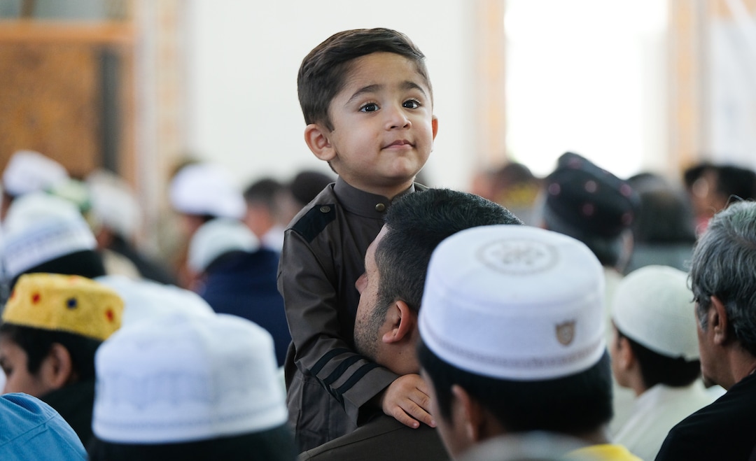 (Francisco Kjolseth  |  The Salt Lake Tribune)  Members of the Khadeeja Islamic Center in West Valley City mark the end of Ramadan, a 30 day period of fasting and spiritual growth with final prayers on Wed. June 5, 2019. It's the biggest religious holiday of the year for Muslims and hundreds from the Wasatch Front gathered for the  Eid the Òfestival of the breaking of the fast.Ó