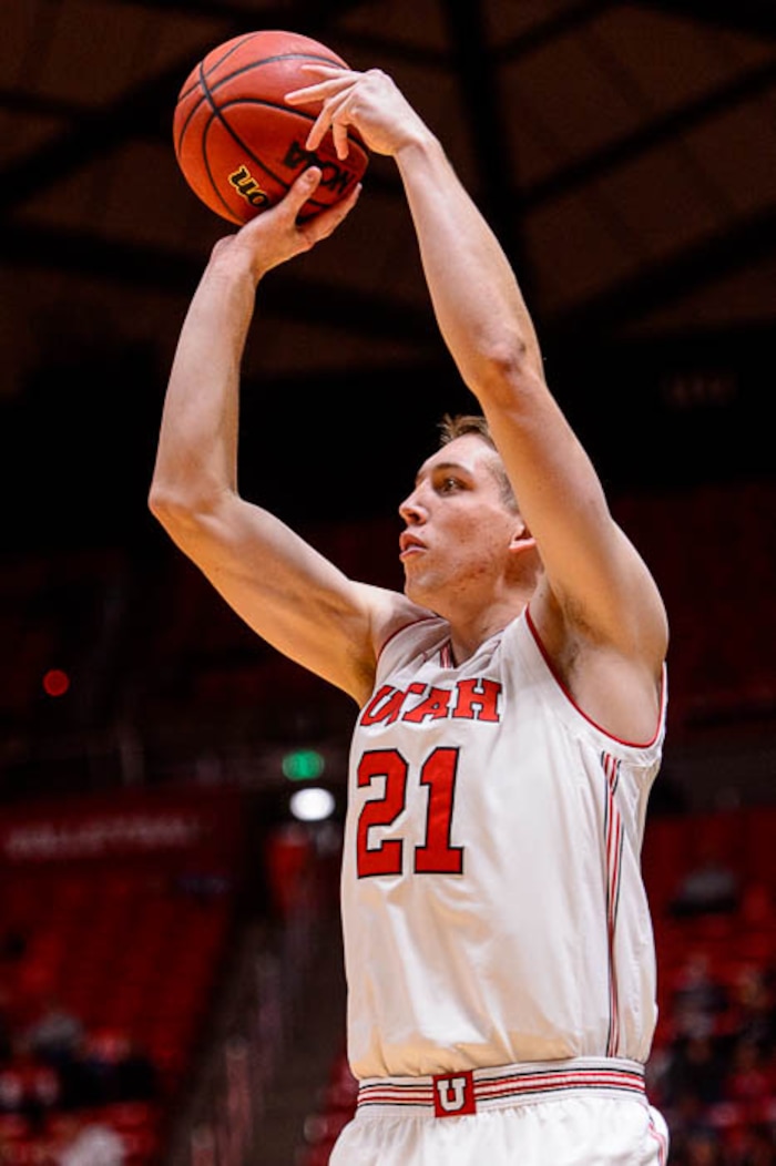 (Trent Nelson | The Salt Lake Tribune)  Utah Utes forward Tyler Rawson (21) shoots as the University of Utah hosts Northwestern State, NCAA basketball in Salt Lake City, Wednesday December 20, 2017.