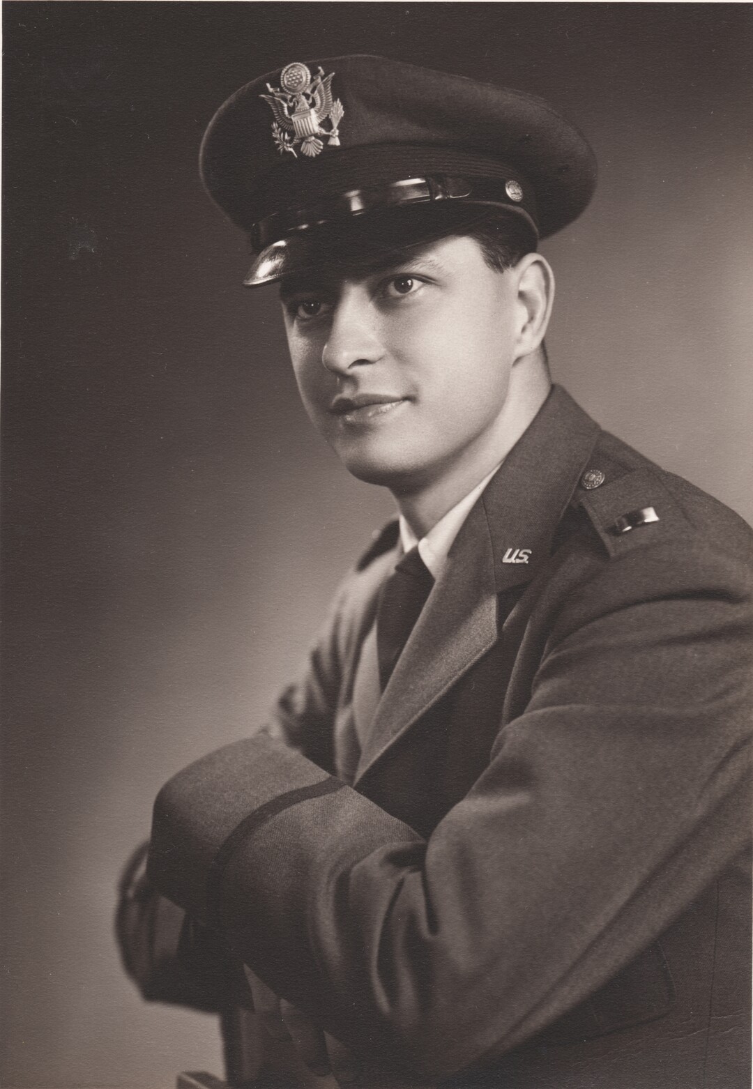 (Photo courtesy of Intellectual Reserve) Elder Robert D. Hales was an officer in the U.S. Air Force.