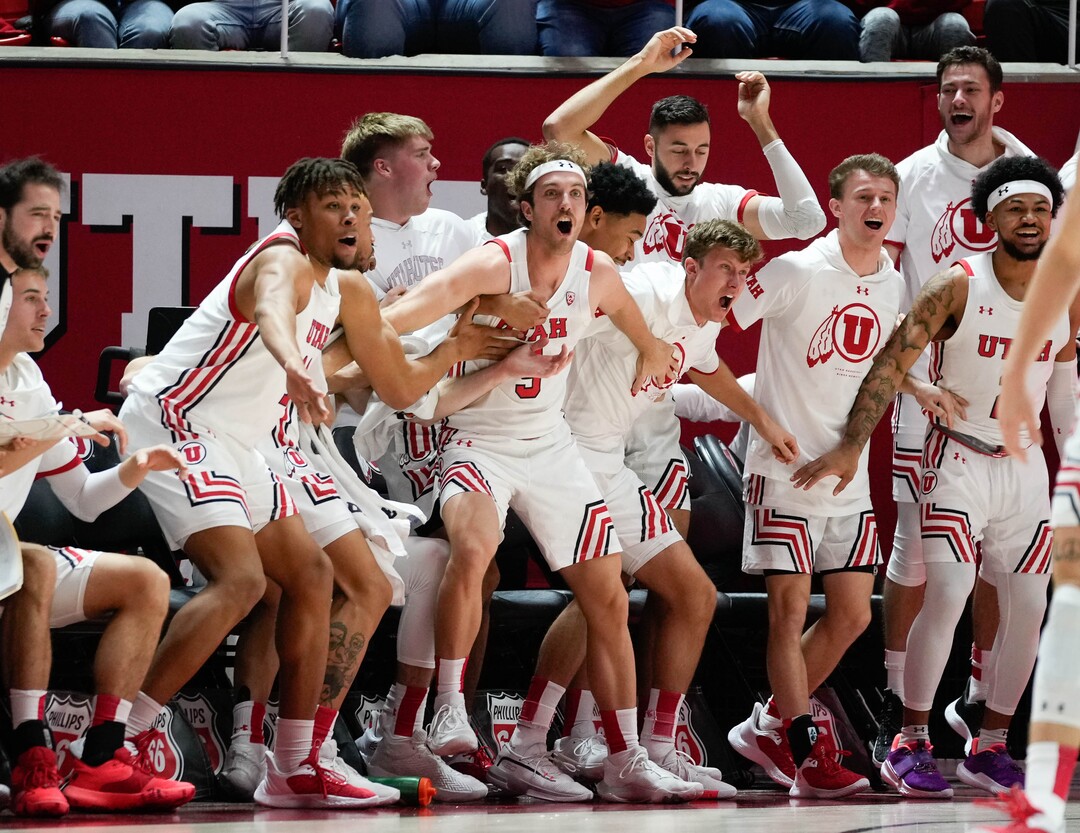 (Francisco Kjolseth | The Salt Lake Tribune) The Utah bench erupts as the University of Utah hosts the Arizona Wildcats in NCAA basketball in Salt Lake City on Thursday, Dec. 1, 2022.