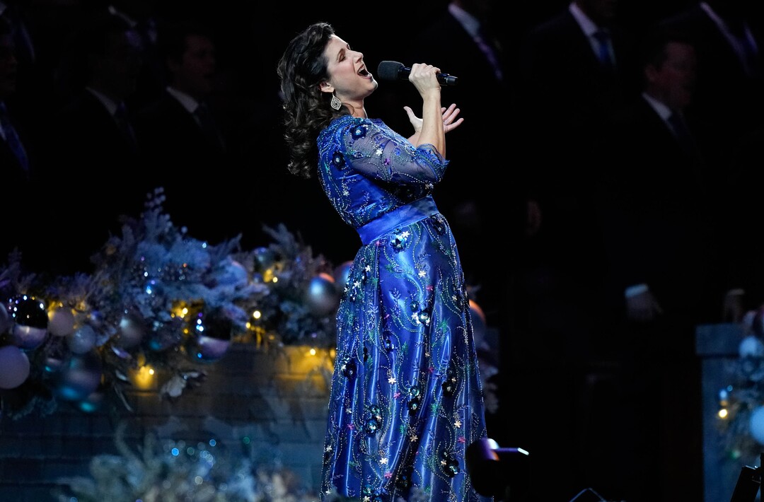 (Francisco Kjolseth | The Salt Lake Tribune) Stephanie J. Block sings with The Tabernacle Choir at Temple Square as it holds its annual Christmas Concert on Thursday, Dec. 11, 2025,