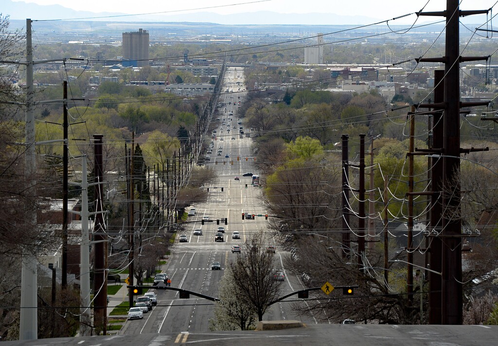 (Francisco Kjolseth  |  The Salt Lake Tribune) Salt Lake City's 800 S. sees little traffic during the afternoon rush hour due to the coronavirus pandemic on Tuesday, April 7, 2020.