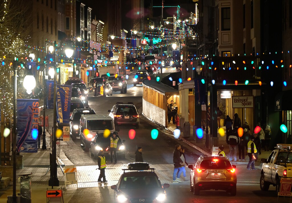 (Francisco Kjolseth  |  The Salt Lake Tribune)  The 2018 Sundance Film Festival kicks off as the scene along Main street in Park City begins its yearly buzz on Thursday, Jan. 18, 2018.