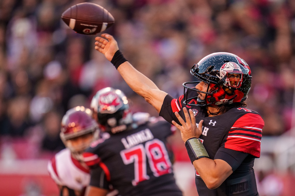 (Trent Nelson  |  The Salt Lake Tribune) Utah Utes quarterback Cameron Rising (7) as the University of Utah hosts USC, NCAA football in Salt Lake City on Saturday, Oct. 15, 2022.