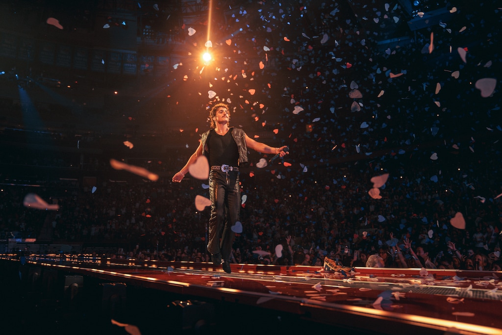 (Shayden Schoonover) Benson Boone performs on his "American Heart" Tour at Madison Square Garden in New York City on Sept. 5, 2025.