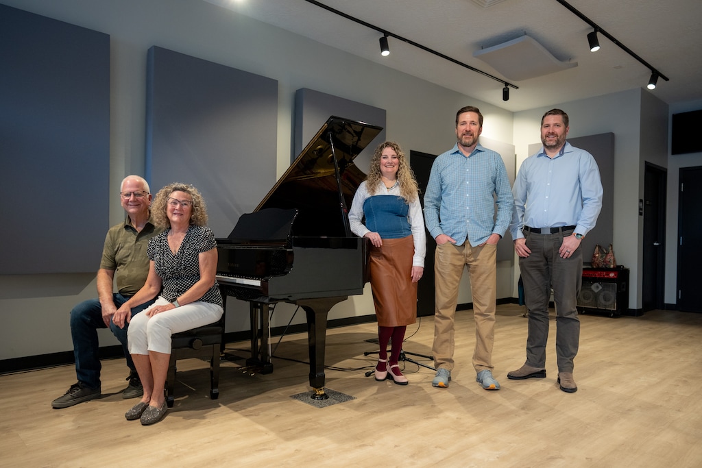 (Trent Nelson  |  The Salt Lake Tribune) Randy Thornton, Gwen Thornton, Kerstin Thornton Olcott, Josh Thornton and Michael Thornton at Amphibious Zoo Music in Draper on Thursday, April 2, 2026.