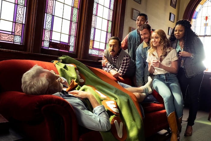 (Photo courtesy Justin Lubin/NBC) Bradley Whitford, Rizwan Manji, Geno Segers, Will Greenberg, Anna Camp and Tymberlee Hill star in “Perfect Harmony.”