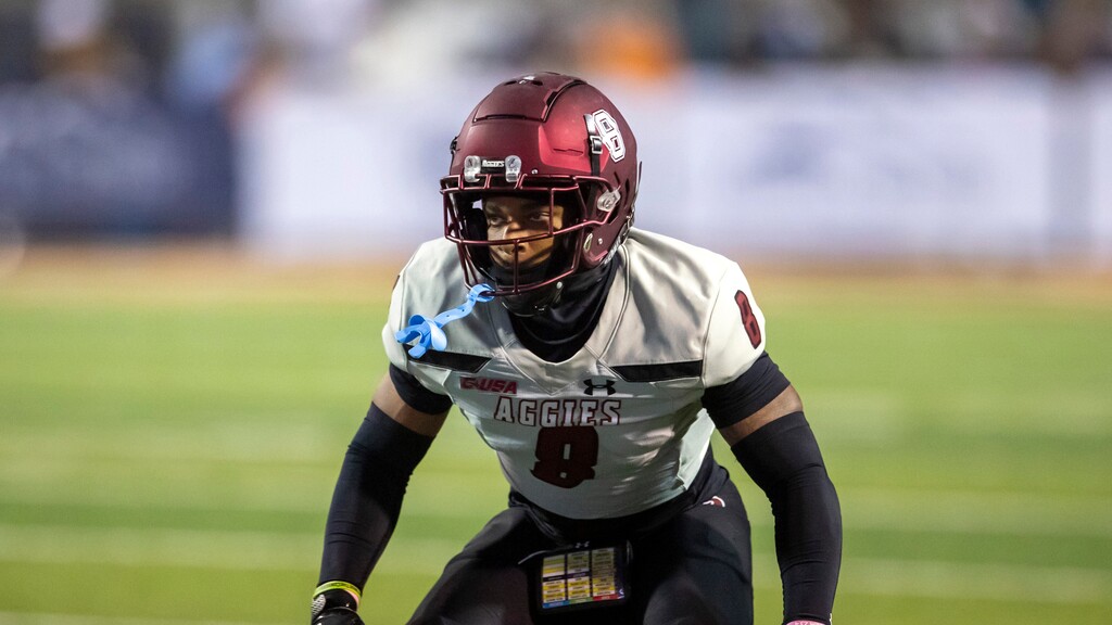 (Andres Leighton | AP) Then-New Mexico State cornerback Andre Seldon Jr. defends during a against UTEP on Oct. 18, 2023, in El Paso, Texas. Seldon Jr. died Saturday, July 20, 2024 in an apparent drowning at Porcupine Reservoir, according to the school.