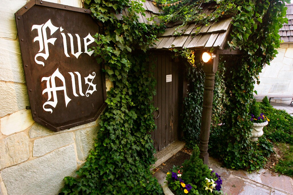 (Danny Chan La  |  Tribune file photo)  The Five Alls restaurant — pictured here in 2007 — has closed.