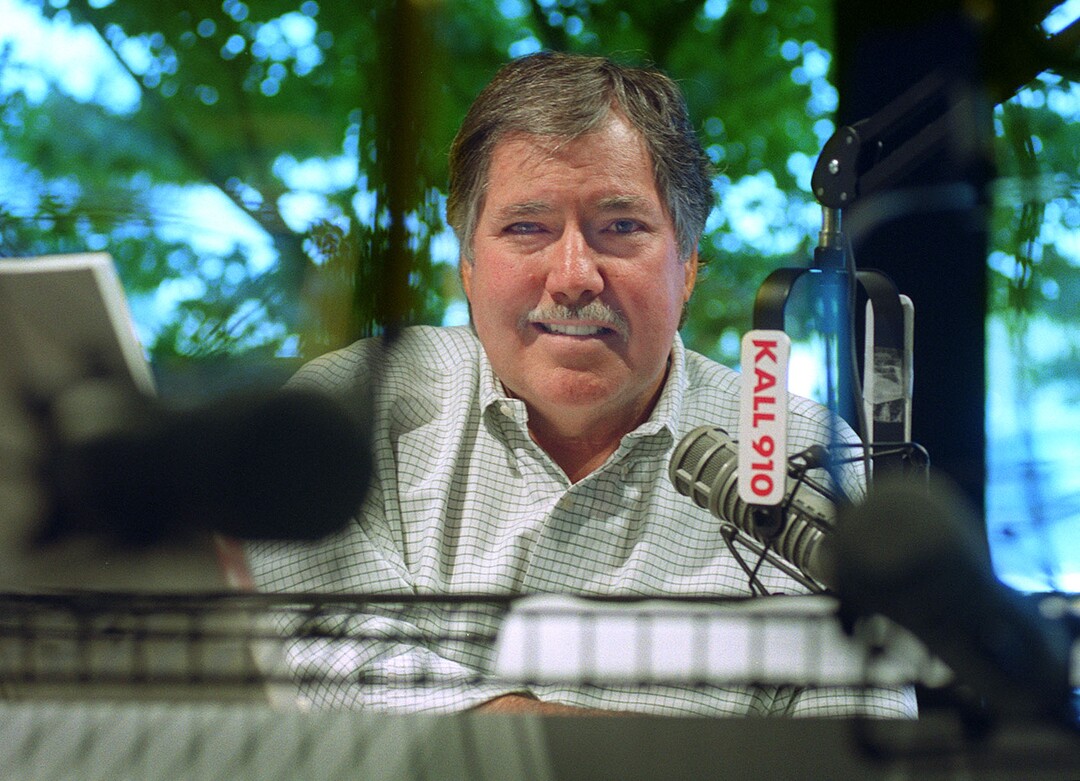 (Steve Griffin | The Salt Lake Tribune) Tom Barberi, shown in 2001, was behind the microphone at KALL Radio for more than 30 years. He died Dec. 24, 2021. He was 78.