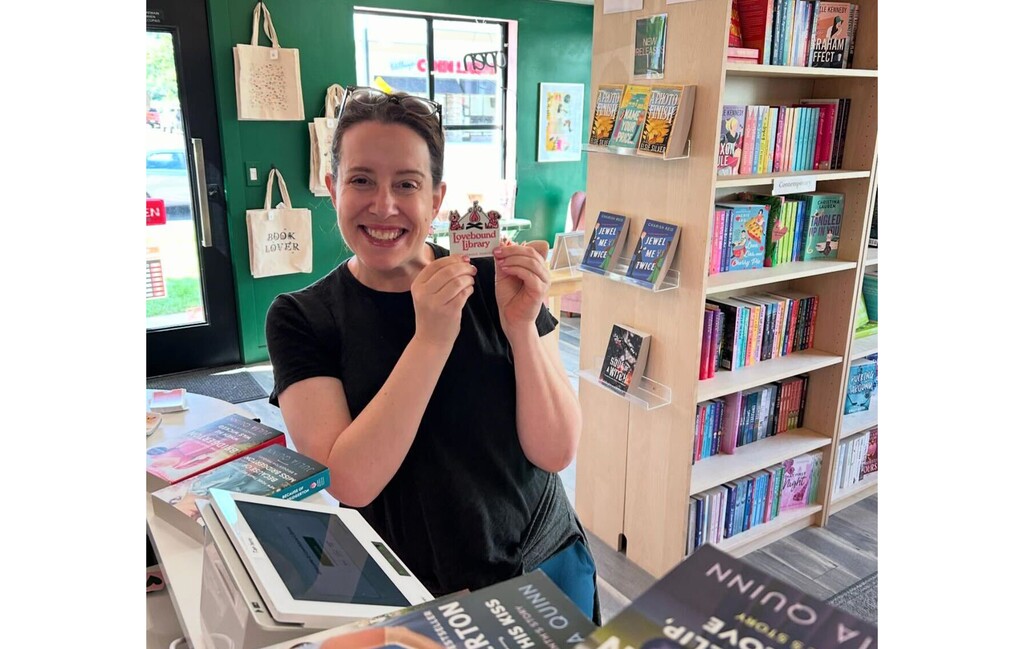 (Courtney Stookey) Author Julia Quinn visited the Salt Lake City bookstore Lovebound Library on Aug. 5, 2024. Quinn signed copies of her "Bridgerton" books at the store.