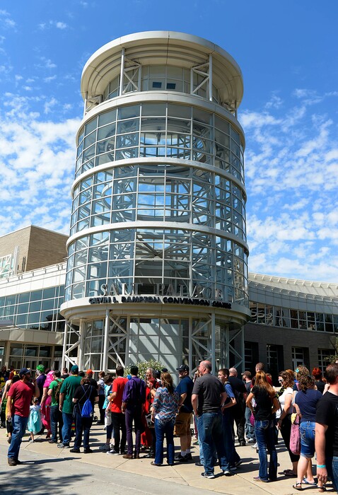 (Leah Hogsten | Tribune file photo) Crowds gathered at the annual Comic Con at the Salt Palace Convention Center in Salt Lake City. Officials announced Tuesday they had approved a $75 million package of tax incentives for two private companies to build a new 29-story convention hotel with up to 750 rooms on southeast corner of the Salt Palace property, at 200 S. West Temple.