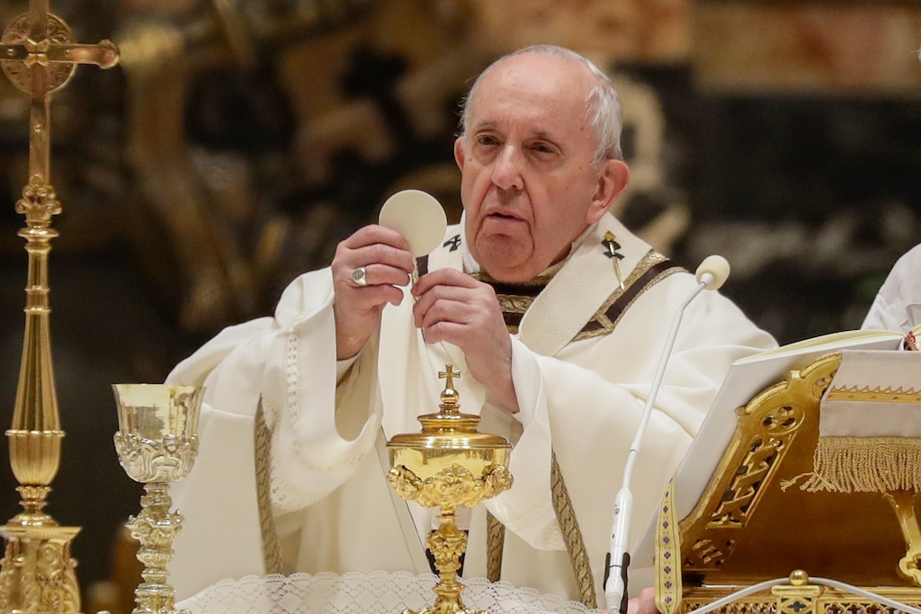 (Andrew Medichini | AP photo)

Pope Francis celebrates a Mass with members of religious institutions on the occasion of the celebration of the World Day of Consecrated Life, in St. Peter's Basilica at the Vatican, Feb. 2, 2021.