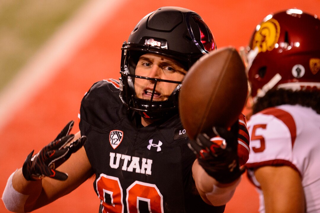 (Trent Nelson  |  The Salt Lake Tribune) Utah Utes tight end Brant Kuithe (80) reaches for a pass that went out of bounds as the Utah Utes host the USC Trojans, NCAA football at Rice-Eccles Stadium in Salt Lake City on Saturday, Nov. 21, 2020.